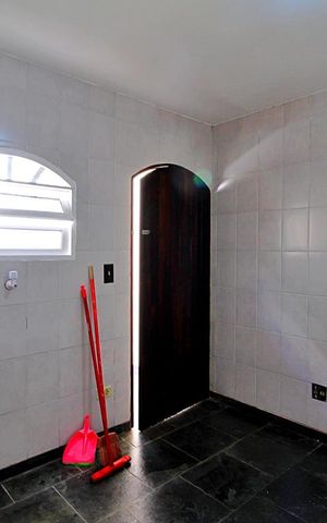 Casa para alugar com 210m², 3 quartos e 2 vagasÁrea de Serviço