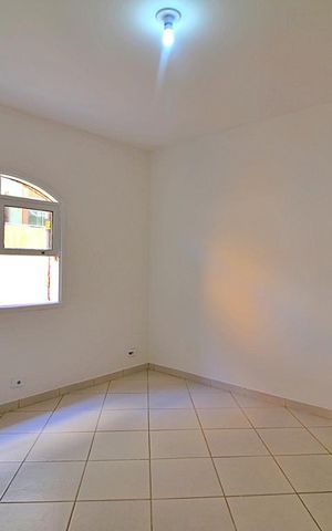 Casa para alugar com 210m², 3 quartos e 2 vagasQuarto 3