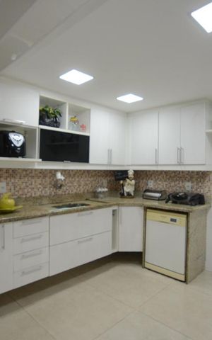 Casa à venda com 136m², 3 quartos e 2 vagasCozinha