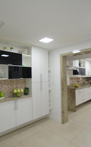 Casa à venda com 136m², 3 quartos e 2 vagasCozinha