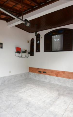 Casa à venda com 136m², 3 quartos e 2 vagasGaragem