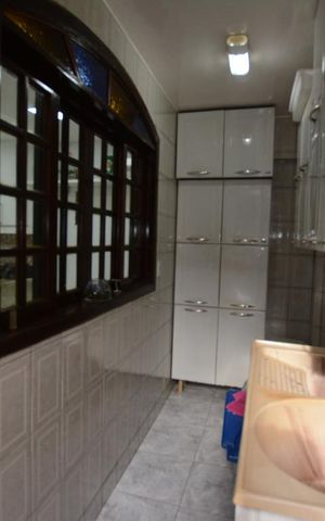 Casa à venda com 136m², 3 quartos e 2 vagasÁrea de Serviço