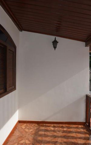 Casa à venda com 136m², 3 quartos e 2 vagasVaranda da suíte 2