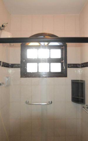 Casa à venda com 136m², 3 quartos e 2 vagasBanheiro da Suíte 1