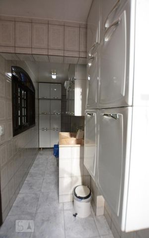 Casa à venda com 136m², 3 quartos e 2 vagasÁrea de Serviço