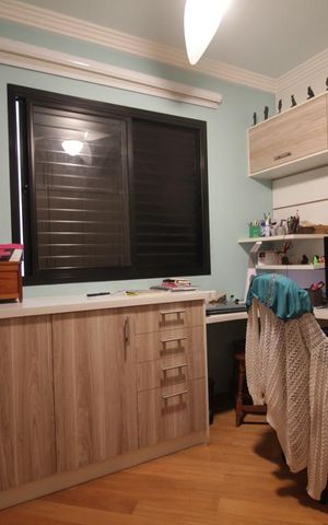 Apartamento à venda com 130m², 3 quartos e 3 vagasQuarto