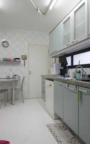Apartamento à venda com 130m², 3 quartos e 3 vagasCozinha