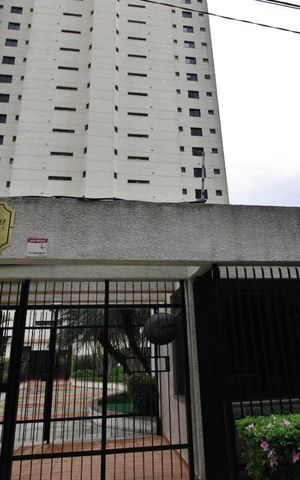 Apartamento à venda com 130m², 3 quartos e 3 vagasFachada