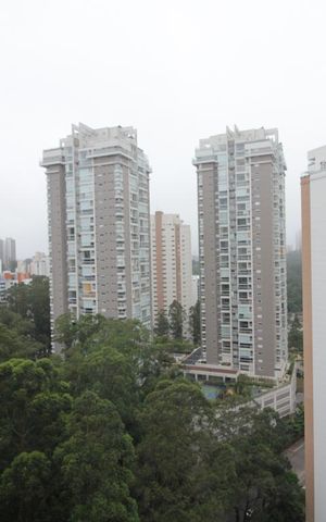Apartamento à venda com 130m², 3 quartos e 3 vagasVista da suíte 2