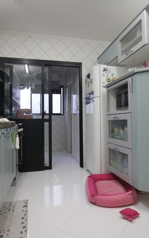 Apartamento à venda com 130m², 3 quartos e 3 vagasCozinha