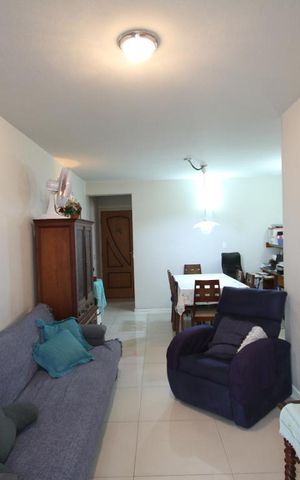 Apartamento à venda com 84m², 3 quartos e 2 vagasSala