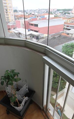 Apartamento à venda com 84m², 3 quartos e 2 vagasVaranda
