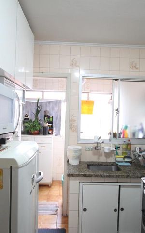 Apartamento à venda com 84m², 3 quartos e 2 vagasCozinha