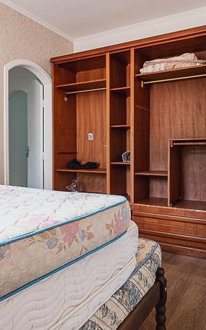 Casa à venda com 311m², 5 quartos e 6 vagas Casa à venda com 311m², 5 quartos e 6 vagasSuíte 4