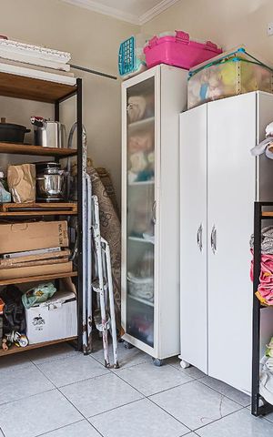 Casa à venda com 311m², 5 quartos e 6 vagas Casa à venda com 311m², 5 quartos e 6 vagasÁrea de Serviço
