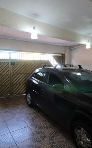 Casa à venda com 231m², 6 quartos e 2 vagasGaragem