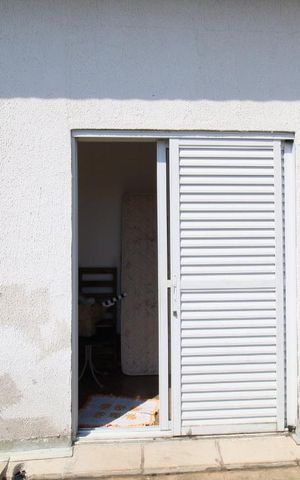Casa à venda com 231m², 6 quartos e 2 vagasVaranda fundos