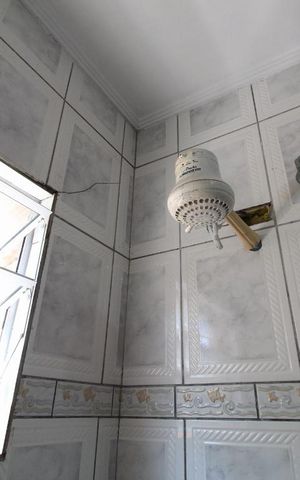Casa à venda com 231m², 6 quartos e 2 vagasBanheiro social