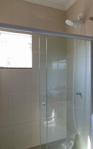 Casa à venda com 231m², 6 quartos e 2 vagasBanheiro suíte 1