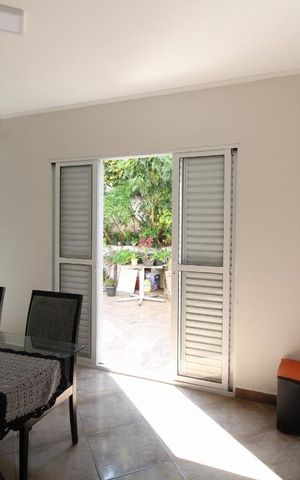 Casa à venda com 231m², 6 quartos e 2 vagasSala jantar