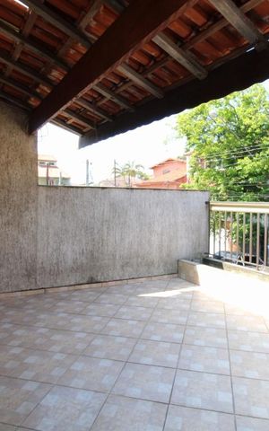 Casa à venda com 231m², 6 quartos e 2 vagasVaranda frente