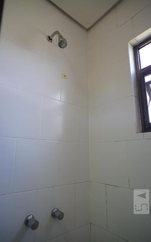 Apartamento para alugar com 113m², 3 quartos e 1 vagaSuite - Banheiro