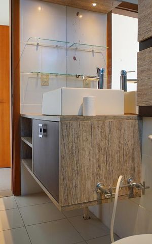 Apartamento para alugar com 113m², 3 quartos e 1 vagaSuite - Banheiro
