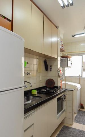 Apartamento à venda com 60m², 2 quartos e 1 vaga Apartamento à venda com 60m², 2 quartos e 1 vagaCozinha