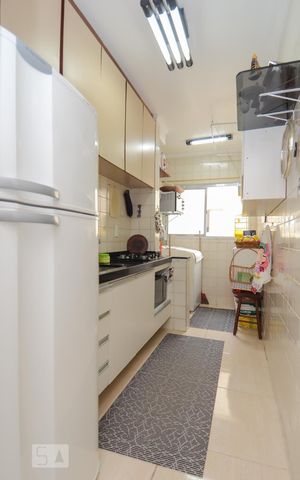 Apartamento à venda com 60m², 2 quartos e 1 vaga Apartamento à venda com 60m², 2 quartos e 1 vagaCozinha