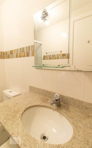 Apartamento à venda com 58m², 1 quarto e 1 vaga Apartamento à venda com 58m², 1 quarto e 1 vagaBanheiro