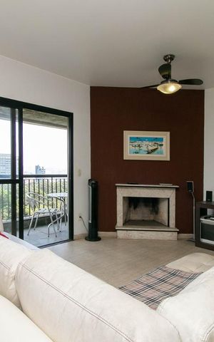 Apartamento à venda com 120m², 4 quartos e 3 vagas Apartamento à venda com 120m², 4 quartos e 3 vagasSala