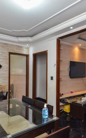 Casa de condomínio à venda com 180m², 3 quartos e 2 vagas Casa de condomínio à venda com 180m², 3 quartos e 2 vagasSala de Jantar