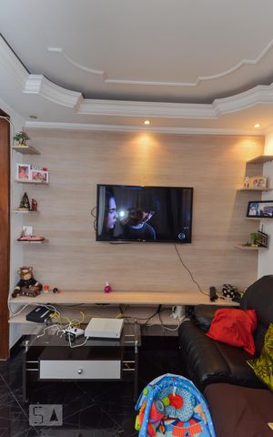 Casa de condomínio à venda com 180m², 3 quartos e 2 vagas Casa de condomínio à venda com 180m², 3 quartos e 2 vagasSala de Estar