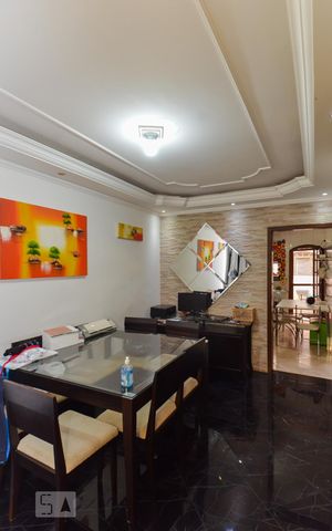 Casa de condomínio à venda com 180m², 3 quartos e 2 vagas Casa de condomínio à venda com 180m², 3 quartos e 2 vagasSala de Jantar