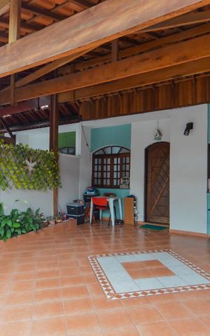 Casa de condomínio à venda com 180m², 3 quartos e 2 vagas Casa de condomínio à venda com 180m², 3 quartos e 2 vagasGaragem