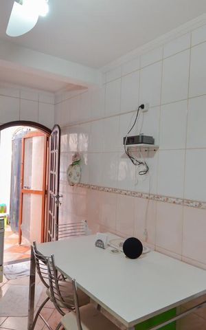 Casa de condomínio à venda com 180m², 3 quartos e 2 vagas Casa de condomínio à venda com 180m², 3 quartos e 2 vagasCozinha