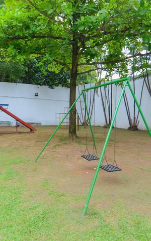 Casa de condomínio à venda com 180m², 3 quartos e 2 vagas Casa de condomínio à venda com 180m², 3 quartos e 2 vagasÁrea Comum - Playground
