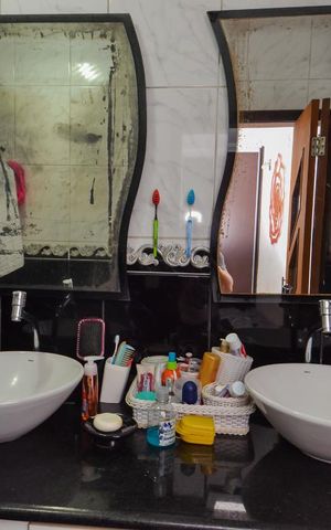 Casa de condomínio à venda com 180m², 3 quartos e 2 vagas Casa de condomínio à venda com 180m², 3 quartos e 2 vagasBanheiro da Suíte 3