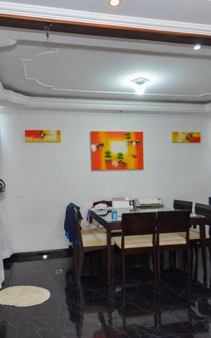 Casa de condomínio à venda com 180m², 3 quartos e 2 vagas Casa de condomínio à venda com 180m², 3 quartos e 2 vagasSala de Estar