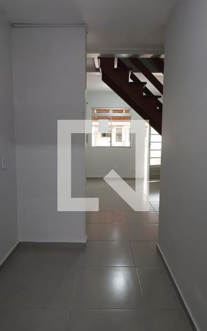 Casa de condomínio para alugar com 70m², 2 quartos e 1 vagaSala