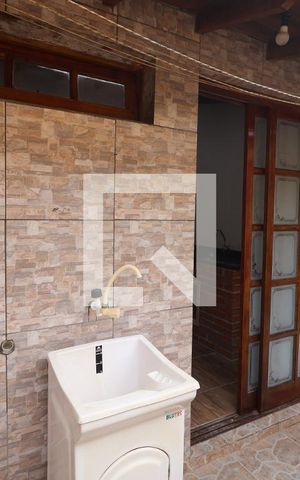 Casa de condomínio para alugar com 70m², 2 quartos e 1 vagaÁrea de Serviço