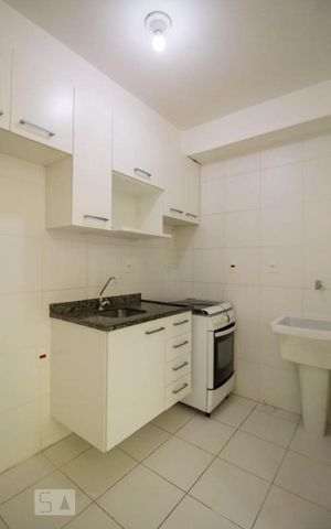 Apartamento para alugar com 32m², 1 quarto e sem vaga Apartamento para alugar com 32m², 1 quarto e sem vagaCozinha