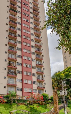Apartamento para alugar com 67m², 2 quartos e 1 vagaFachada