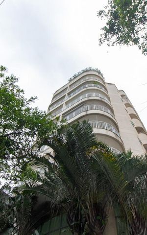 Apartamento à venda com 96m², 3 quartos e 1 vaga Apartamento à venda com 96m², 3 quartos e 1 vagaFachada