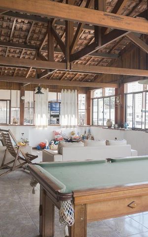 Casa à venda com 550m², 8 quartos e 8 vagasSala 2