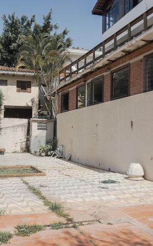 Casa à venda com 550m², 8 quartos e 8 vagasQuintal
