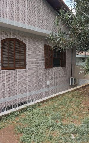 Casa à venda com 550m², 8 quartos e 8 vagasQuintal