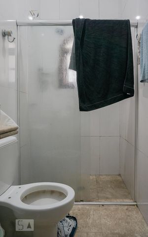 Casa à venda com 550m², 8 quartos e 8 vagasBanheiro da Suíte 4