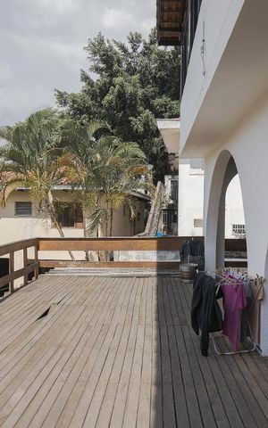 Casa à venda com 550m², 8 quartos e 8 vagasVaranda