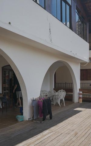 Casa à venda com 550m², 8 quartos e 8 vagasVaranda